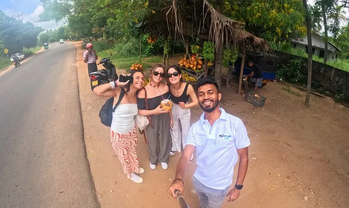 Private City Day Tour in Anuradhapura