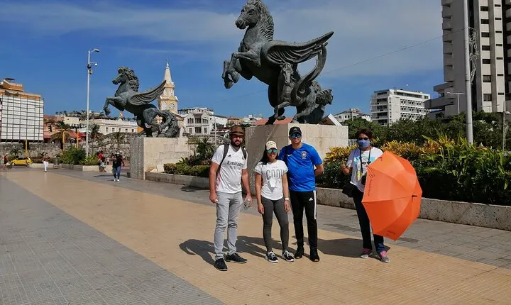 Private Walking Tour in Cartagena (Walled City & Getsemaní)