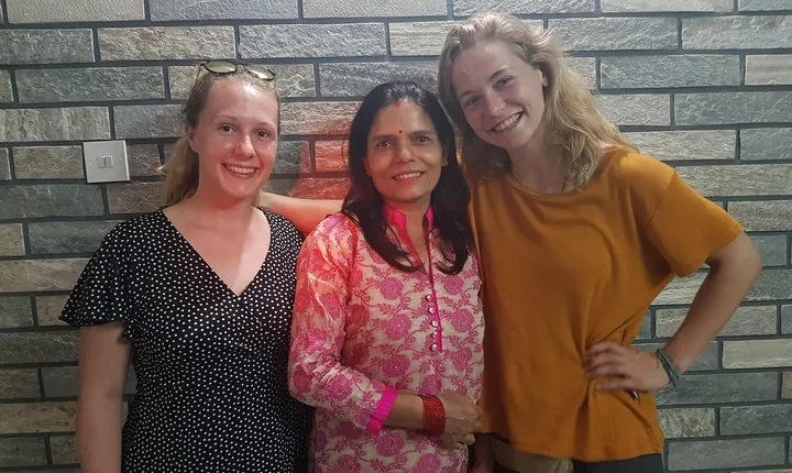 Nepalese Momos or Dal Bhat Cooking Class (Cook with Delight)