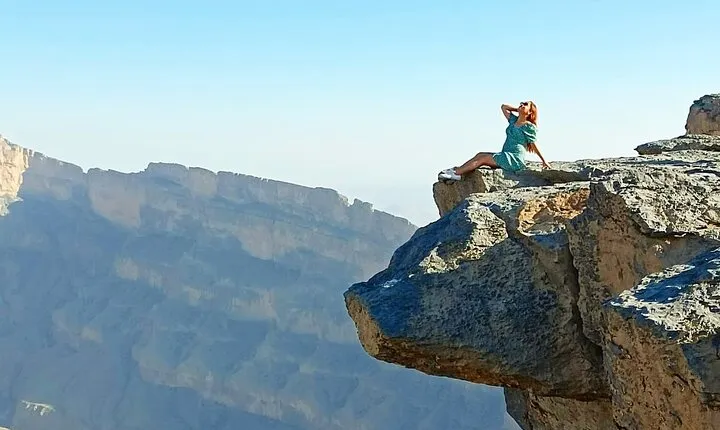 Nizwa Fort-Nizwa Souq-Misfah Al Arbyeen-Jebel Shams - Private Full Day Tour