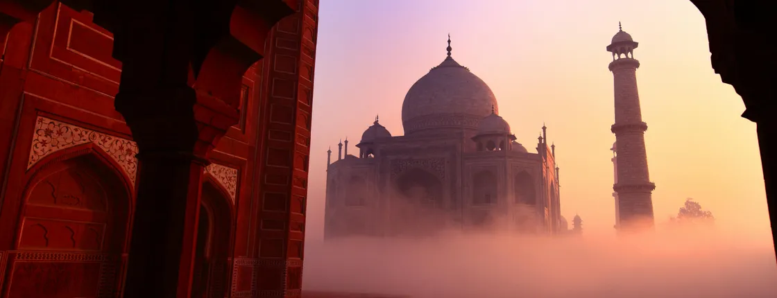 Sunrise Taj Mahal and Agra Fort full-day private tour from Delhi