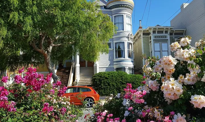 San Francisco LGBTQ Walking Tour with Local Guide