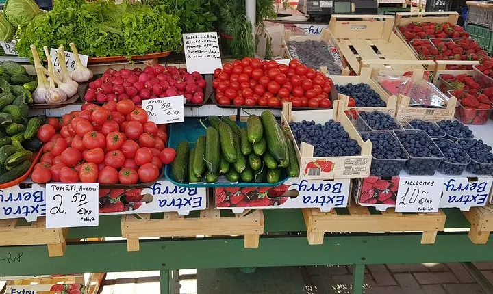 Latvian food tasting tour at Riga Central market
