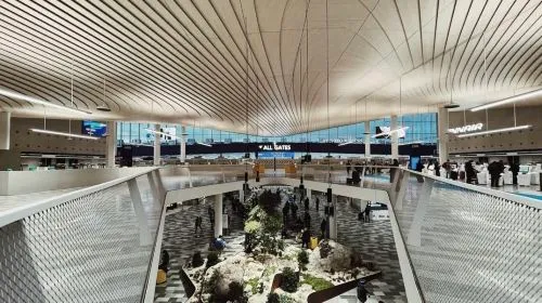 VIP lounge pass at Helsinki Airport/HEL (VIP flight waiting/transfer/rest/dining)
