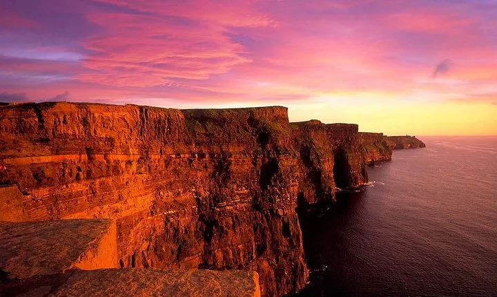 Dublin to Cliffs of Moher, Burren, Wild Atlantic Way, Galway Tour
