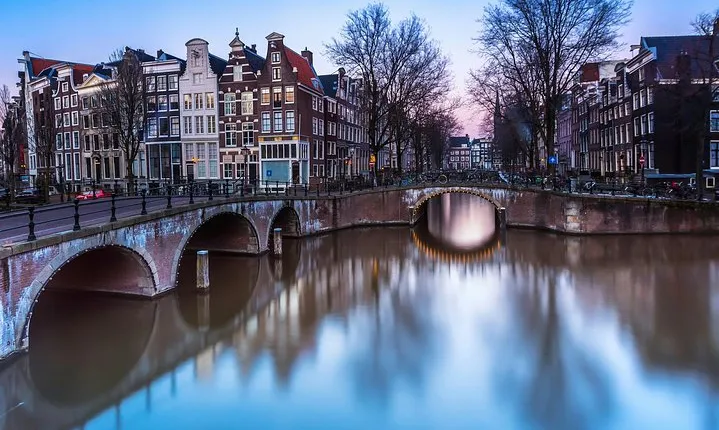 Amsterdam Private Local Transfer