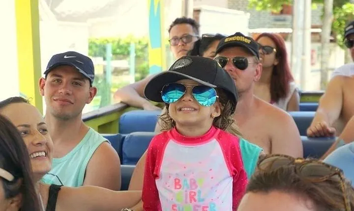 Bombinhas with Beach Safari by Casa do Turista