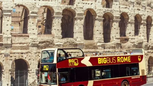 Rome: Hop-on Hop-off Bus Tour + Civitavecchia Cruise Port Transfer