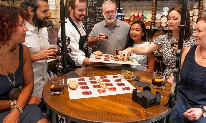 Devour Seville: Tapas & Wine Small Group Tour with Flamenco Show