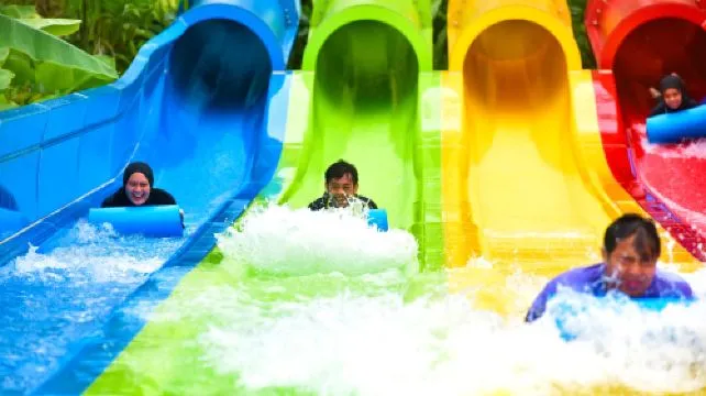 SplashMania Waterpark Ticket + Splash Lane Adult