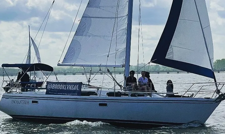 Private Sail New York with Brooklyn Sail (Reserve the entire boat)