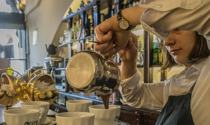 Taste Perugia Food Tour Led by Local