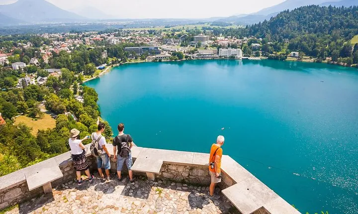 Lakes Bled & Bohinj and Vintgar Gorge Small-Group Day Trip from Ljubljana