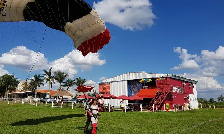 Skydive Tandem - São Paulo - Brazil