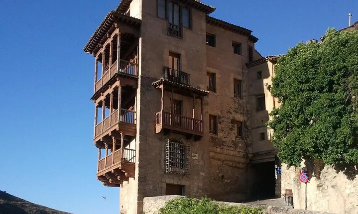 Monumental Basin Day Guided Tour