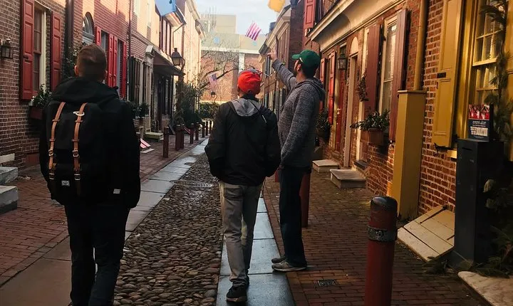 Philadelphia Old City Historic Walking Tour with 10+ Top Sites