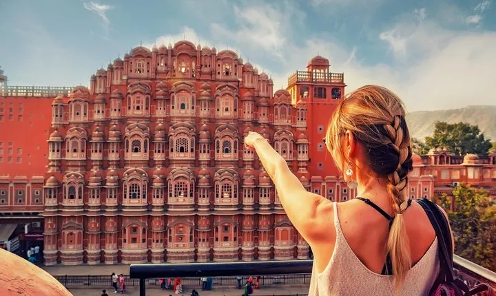 4 Days Japur with Pushkar from Delhi By Private Vehicle