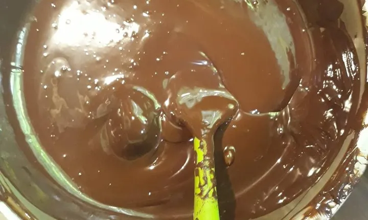 Puerto Viejo hands on chocolate making class. From bean to bar, get chocolatey!