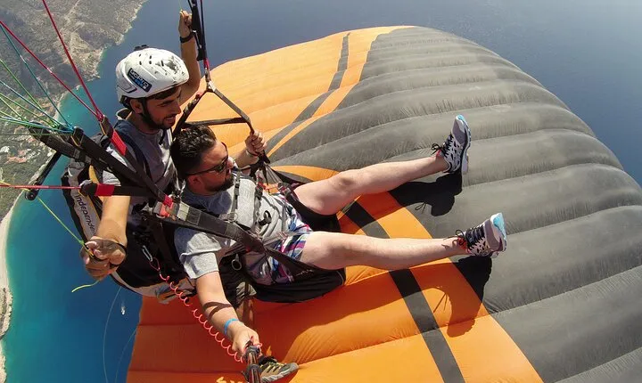 Oludeniz Paragliding Fethiye Turkey, Additional Features