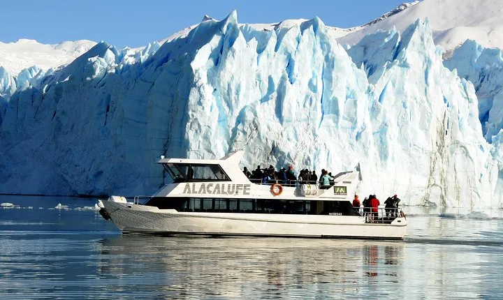 Perito Moreno Glacier Day Trip with Optional Boat Ride