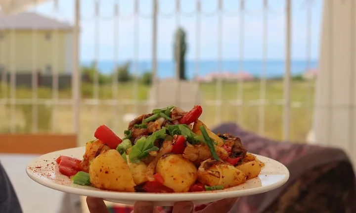 Immense and breathtaking Issyk Kul lake in 1day