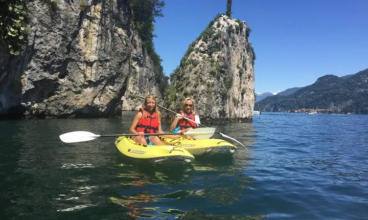 Lake Como Kayak Tour from Bellagio