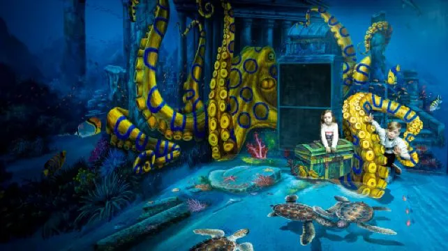 ArtVo Gold Coast General Admission Family (2 adults + 1 child)