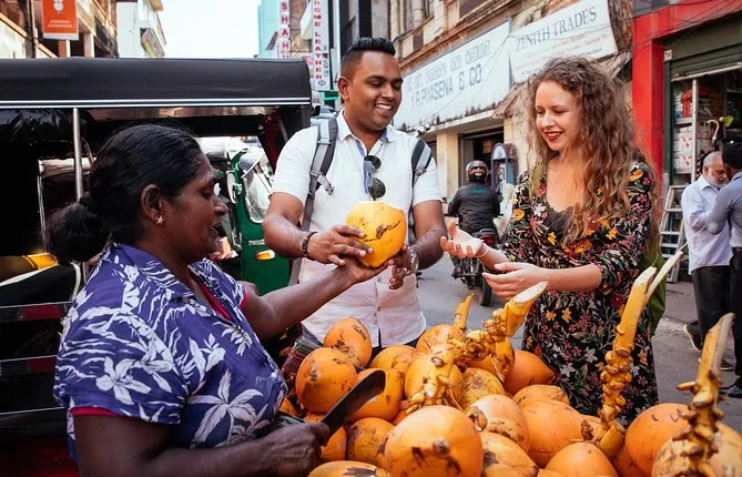 The 10 Tastings of Colombo With Locals: Private Street Food Tour