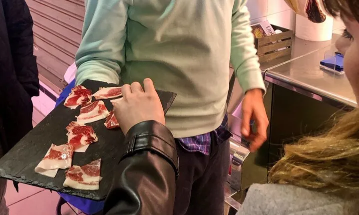 Alicante Food and Tapas Tour with a Local Guide 