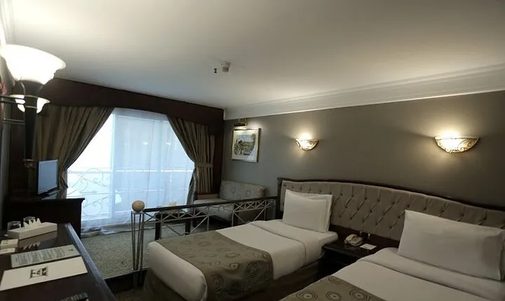 6 Days Nile Cruise:Luxor,Aswan,Abu Simbel with Train Tickets from Cairo