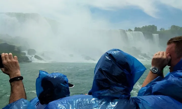 Exclusive Niagara Falls US Tour W/Boat Ride, Cave & More Wonders!