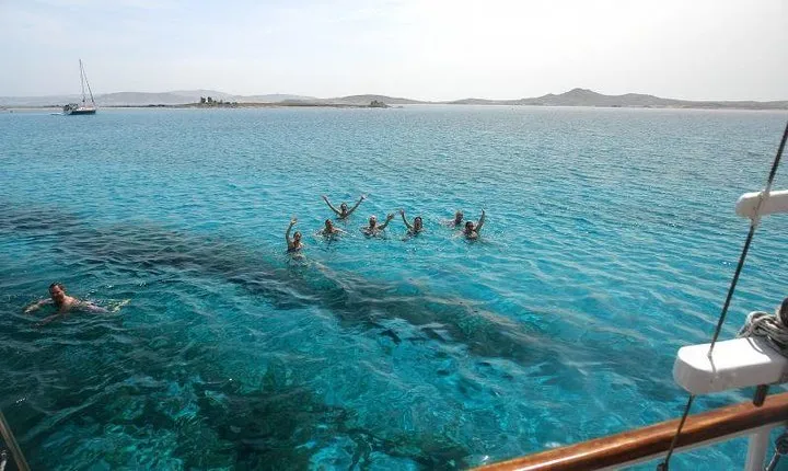 The Authentic Rhenia-Delos Cruise