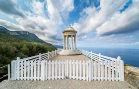 Full-day Valldemossa and Majorca west coast tour