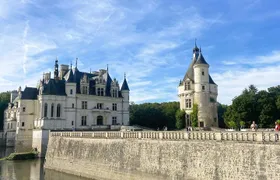 Loire Valley Day Tour Chambord and Chenonceau plus Lunch at a Private Castle