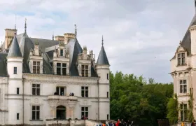 Château de Chenonceau & Chambord: Guided Tour from Amboise + Lunch
