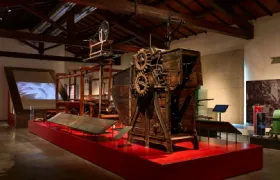 Textile Museum: Entry Ticket (family)
