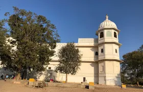 One Way Transfer From Bundi To Udaipur Drop With Optional Stop at Chittorgarh