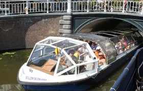 Delft: Canal Cruise with Guided Commentary