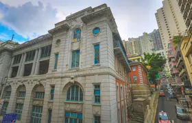 Guided tour of Hong Kong's heritage with tram ride and food tasting