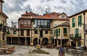 Monumental Morning Walking Tour in Pontevedra