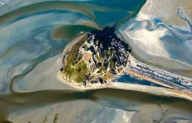 Mont St Michel Full Day Tour with a National Guide from Bayeux