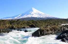 Puerto Varas: Full day Osorno Volcano and Petrohue falls