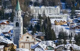 From Bolzano: Private Day Tour by car: The Heart of the Eastern Dolomites