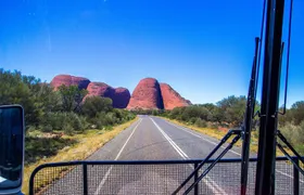 Ayers Rock Day Trip from Alice Springs Including BBQ Dinner