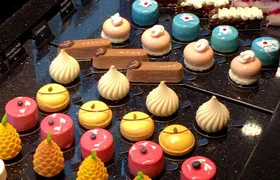 Geneva 3-hour Chocolate Tasting Tour and Old Town Visit