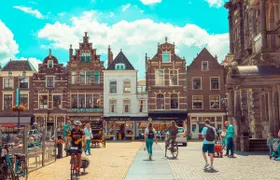 Delft Blue exploration game and tour