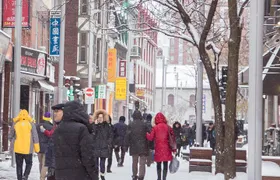 Beyond the Basilica Non-Touristy Walking Tour by Spade & Palacio