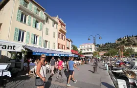 Escapade Drive a convertible from Marseille to Cassis La Ciotat