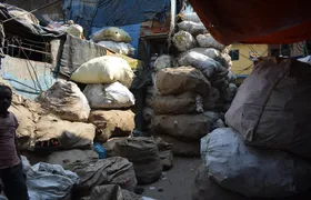Dharavi slum tour by the 1st female tour guide of Mumbai's slum