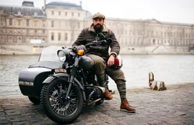 Paris Private Flexible Duration Guided Tour on a Vintage Sidecar